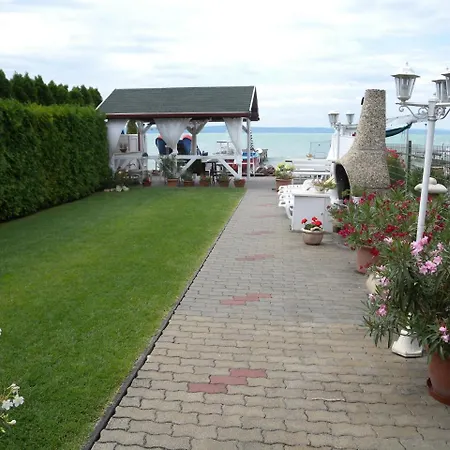 In Balaton 19799 * Шиофок
